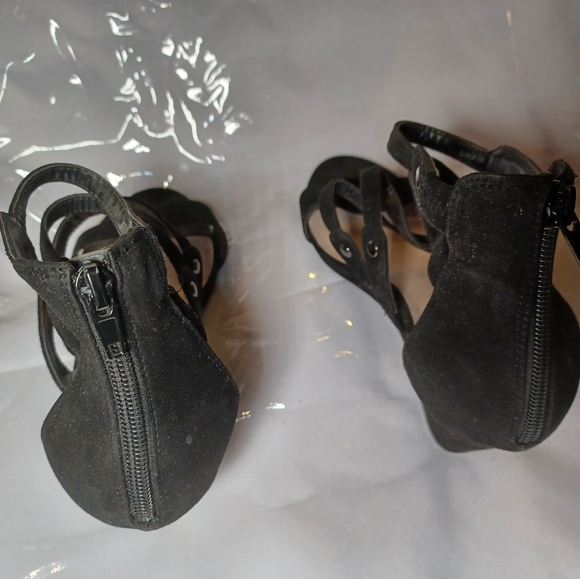 Nine West Wedge - Picture 7 of 9